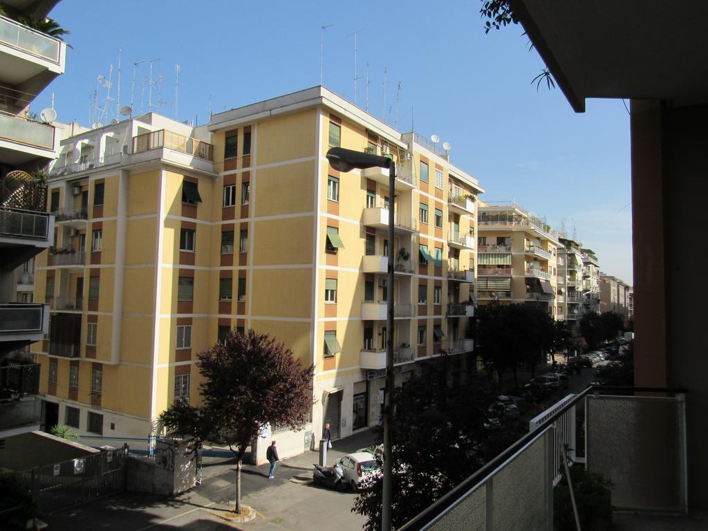 Bed and Breakfast Pianeta Roma 127 Exterior foto